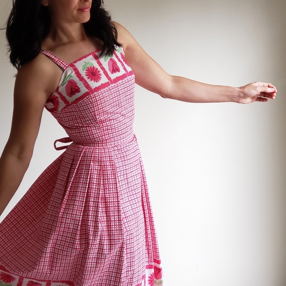 Unbranded Dresses & Skirts - 1950s Vintage Spring Pink Fit and Flare Dress Floral Border Frock